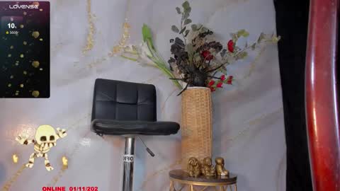 KARLA online show from November 1, 9:14 pm