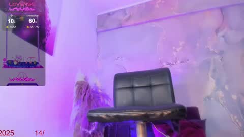 KARLA online show from December 14, 1:28 pm