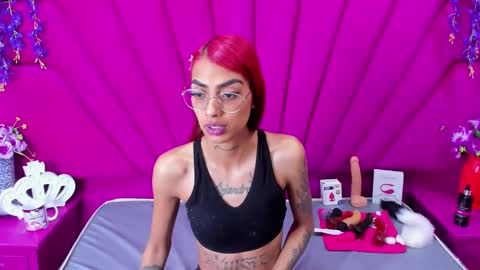 KarlasLutSKinny online show from December 12, 4:15 am