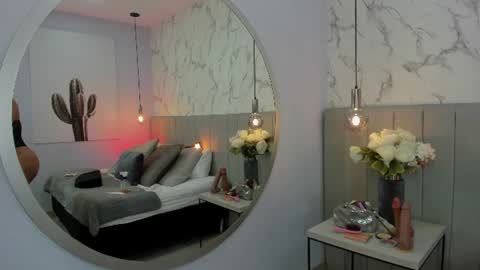 karlla_brown online show from June 17, 4:56 pm