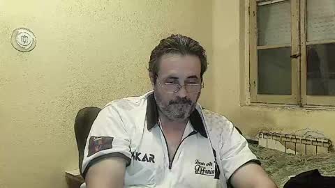 karlpal online show from April 22, 9:22 pm