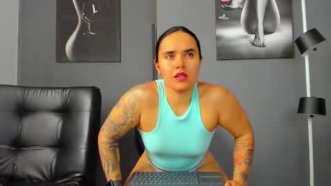   online show from November 11, 9:06 pm