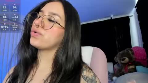 karolina_evans online show from June 20, 2:01 pm