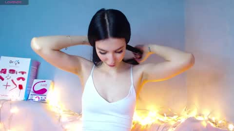 Kira online show from February 16, 2:53 am