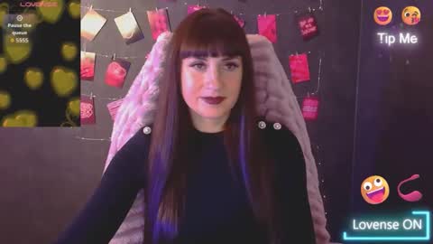 Snapshot of karolina_mia chatting on October 23, 8:49 am Caroline online show from October 23, 8:49 am