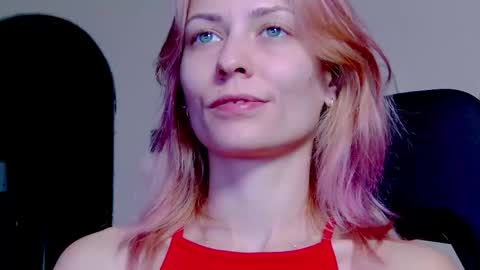 karoline121 online show from October 31, 9:26 pm