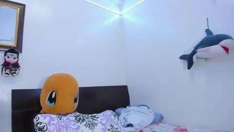 ---Kary--- online show from April 22, 5:25 am