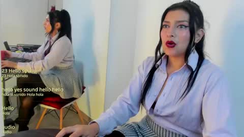 Kasandra Grant online show from April 18, 7:07 pm