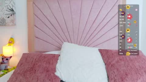 Kasumi  online show from April 12, 7:45 am