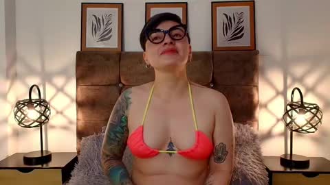 kat paradisse online show from March 15, 12:19 pm