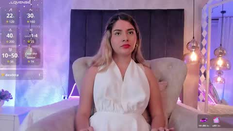 Snapshot of kataliina_18 chatting on February 11, 6:11 pm Kat online show from February 11, 6:11 pm
