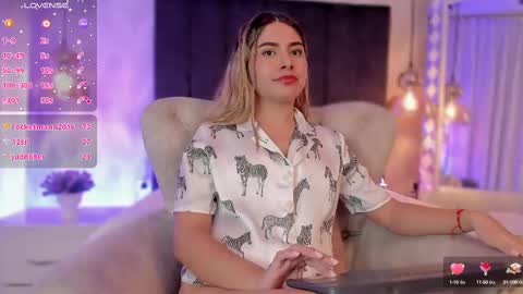 Snapshot of kataliina_18 chatting on February 12, 3:05 pm Kat online show from February 12, 3:05 pm