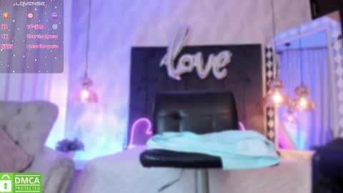Snapshot of kataliina_18 chatting on February 24, 11:54 am Kat online show from February 24, 11:54 am