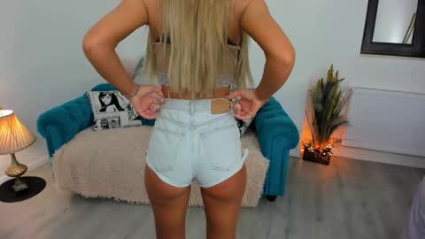 Kate online show from November 24, 6:28 pm