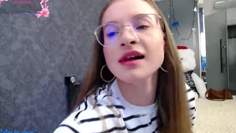 Snapshot of kate_jonson chatting on October 6, 11:28 am .Be kind and gentle with me and I will do my best for you. online show from October 6, 11:28 am