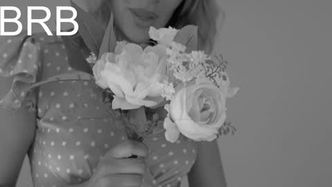 Snapshot of kate_space chatting on February 8, 1:00 am Therapist online show from February 8, 1:00 am