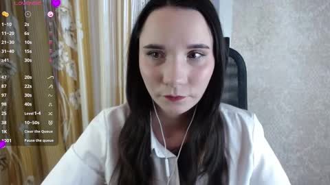 Snapshot of katecrash chatting on March 4, 12:55 pm YourKate online show from March 4, 12:55 pm