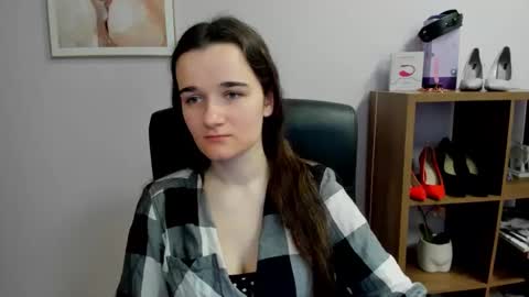 Kate  online show from March 14, 7:56 am