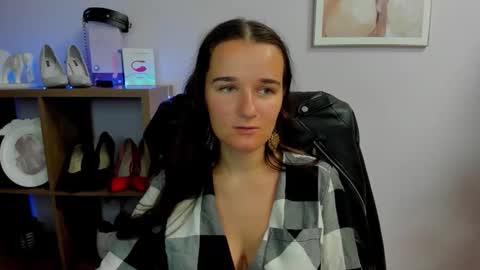 Snapshot of katedesire chatting on September 14, 6:26 am Kate  online show from September 14, 6:26 am