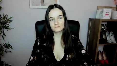 Snapshot of katedesire chatting on February 8, 11:12 am Kate  online show from February 8, 11:12 am