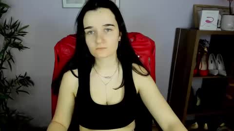 Snapshot of katedesire chatting on March 2, 7:32 am Kate  online show from March 2, 7:32 am