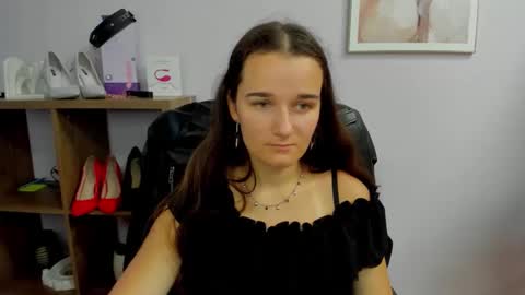 Snapshot of katedesire chatting on September 21, 6:28 am Kate  online show from September 21, 6:28 am