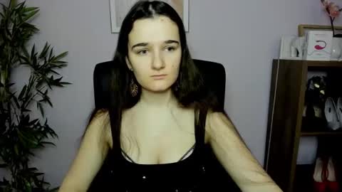 Snapshot of katedesire chatting on February 2, 7:30 am Kate  online show from February 2, 7:30 am