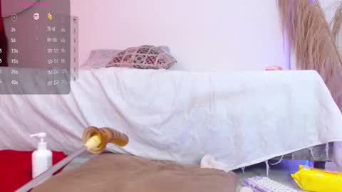 Kate Diaz online show from January 8, 8:25 pm