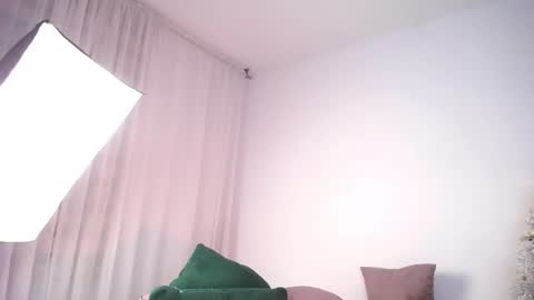 Help me with rate thanks  online show from January 14, 3:14 am