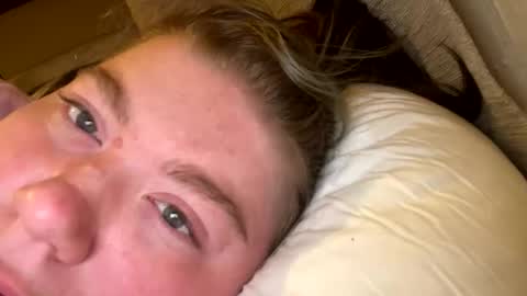 katelyn_baby02 online show from March 5, 4:21 am