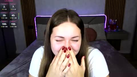 Snapshot of katelyn_sweety chatting on October 7, 9:44 pm Katelyn online show from October 7, 9:44 pm
