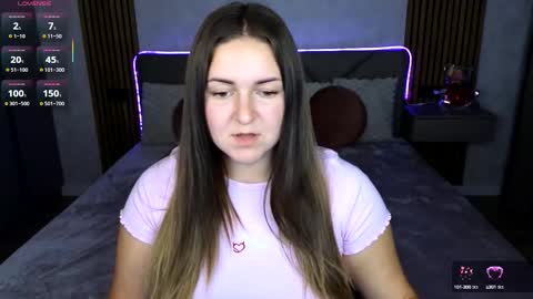 Snapshot of katelyn_sweety chatting on September 27, 4:49 pm Katelyn online show from September 27, 4:49 pm