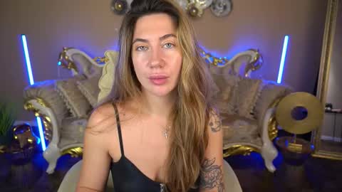 Kate online show from November 25, 7:07 am