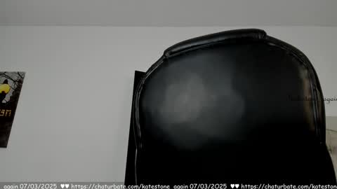 love meeee online show from March 7, 8:11 pm