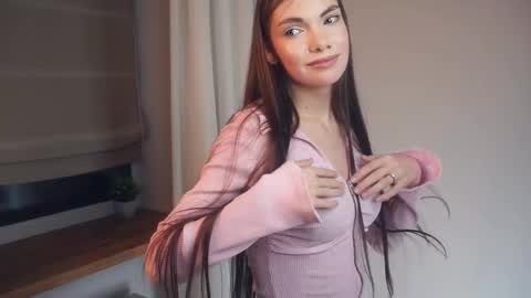 Sofa online show from April 17, 9:50 pm