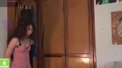 Katerine online show from December 13, 10:05 pm