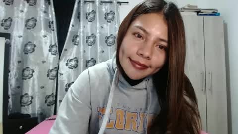 Snapshot of katherine_rodas2 chatting on December 15, 8:36 pm katherine_rodas2 online show from December 15, 8:36 pm