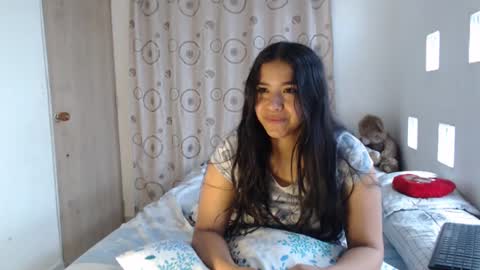 Snapshot of kathiie_ chatting on September 30, 12:48 pm K A T H I E online show from September 30, 12:48 pm