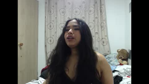 Snapshot of kathiie_ chatting on September 17, 3:32 am K A T H I E online show from September 17, 3:32 am