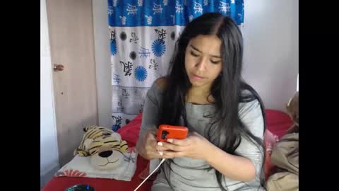 Snapshot of kathiie_ chatting on March 10, 11:23 am K A T H I E online show from March 10, 11:23 am