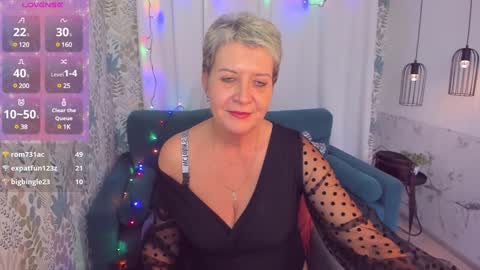 Snapshot of kathy_sunn chatting on December 26, 7:49 pm Kathy online show from December 26, 7:49 pm