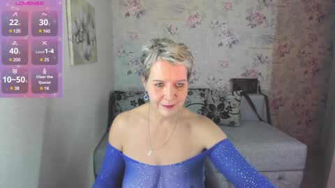 Snapshot of kathy_sunn chatting on December 21, 2:14 pm Kathy online show from December 21, 2:14 pm