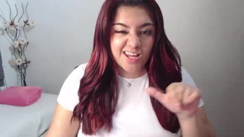 kathygonzalez_ online show from March 1, 7:04 pm