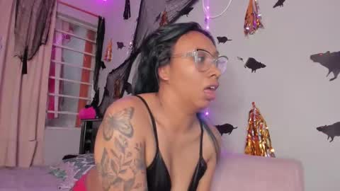 Snapshot of katia606424 chatting on October 20, 9:42 pm Katia online show from October 20, 9:42 pm