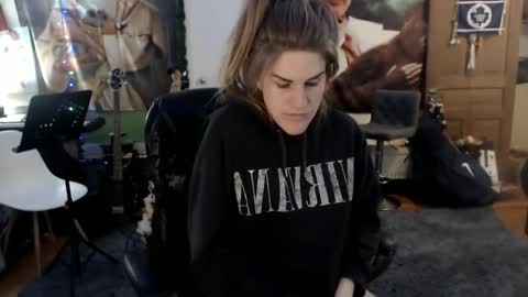 Katie online show from February 13, 3:39 am