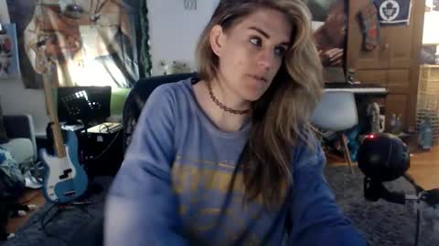 Katie online show from June 3, 4:37 am