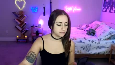 Katie Verona online show from January 13, 10:13 pm