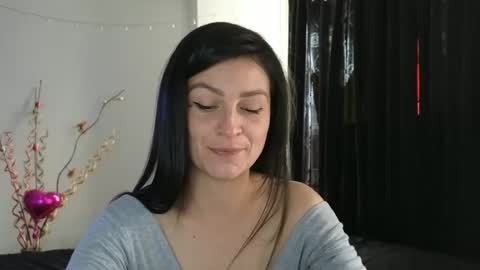 Snapshot of katlopez19 chatting on March 3, 5:09 pm katalina online show from March 3, 5:09 pm