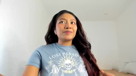 Snapshot of katnees_correa chatting on October 10, 8:20 am Follow me on instagram and twitter as correaktnees online show from October 10, 8:20 am