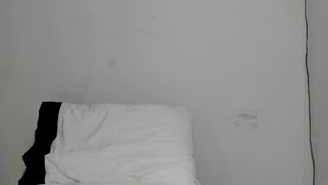 Snapshot of katrhin_66 chatting on February 1, 1:12 am Kathrin online show from February 1, 1:12 am